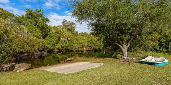 Image 3: Boat ramp