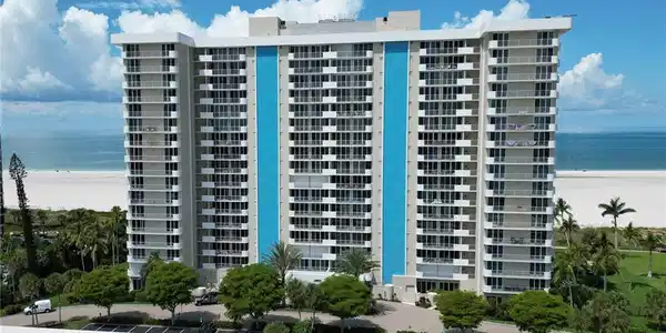 140 Seaview CT
