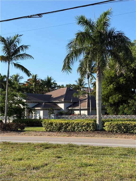 Image 4: VIEW ACROSS THE STREET FROM THE LOT