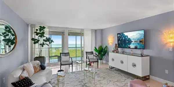 7515 Pelican Bay BLVD