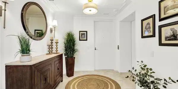 Image 2: Elevator Opens into the Residence