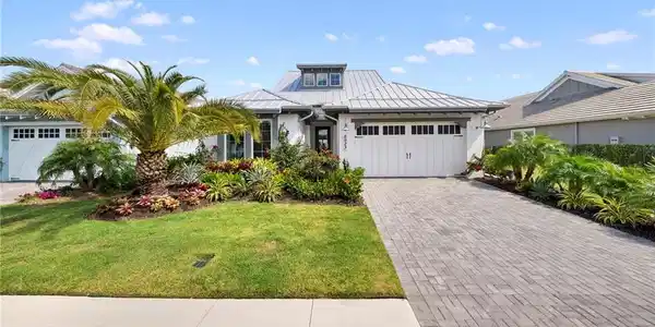 8923 Gustavia CT