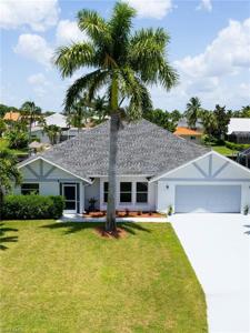 5233 SW 11th CT