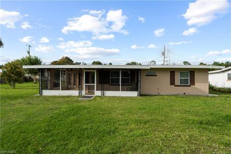 48 Victoria DR