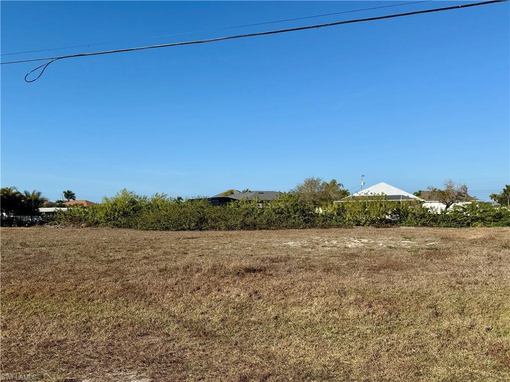 Image 4: Lot Front to Back