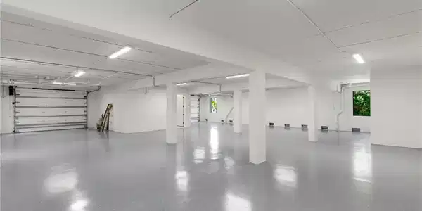 Image 4: Garage accommodates six cars