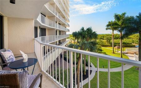 380 Seaview CT