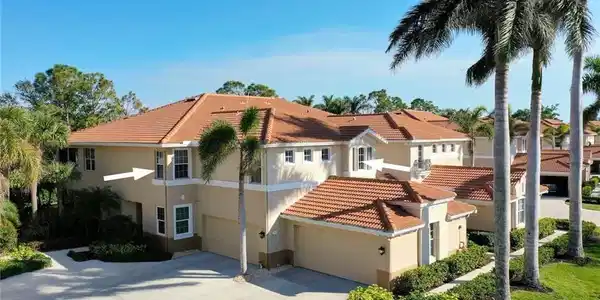 11053 Harbour Yacht CT