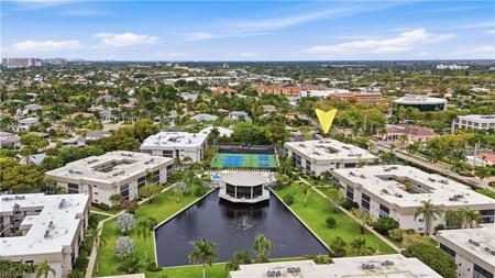 788 Park Shore DR