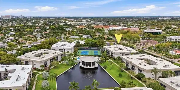 788 Park Shore DR