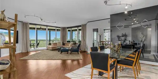 Image 3: Great Room