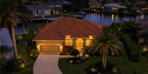 1045 Bonita CT