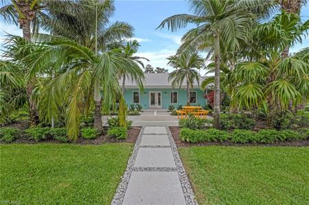 1245 Gasparilla DR