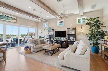 5886 Shell Cove DR