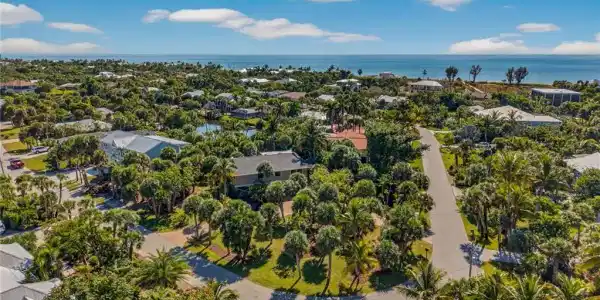 3990 Coquina DR