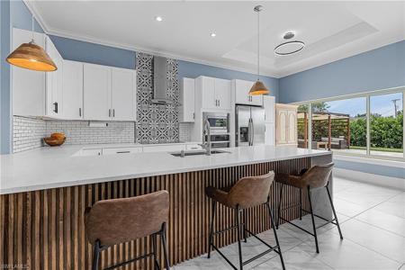 2322 Trafalgar PKWY