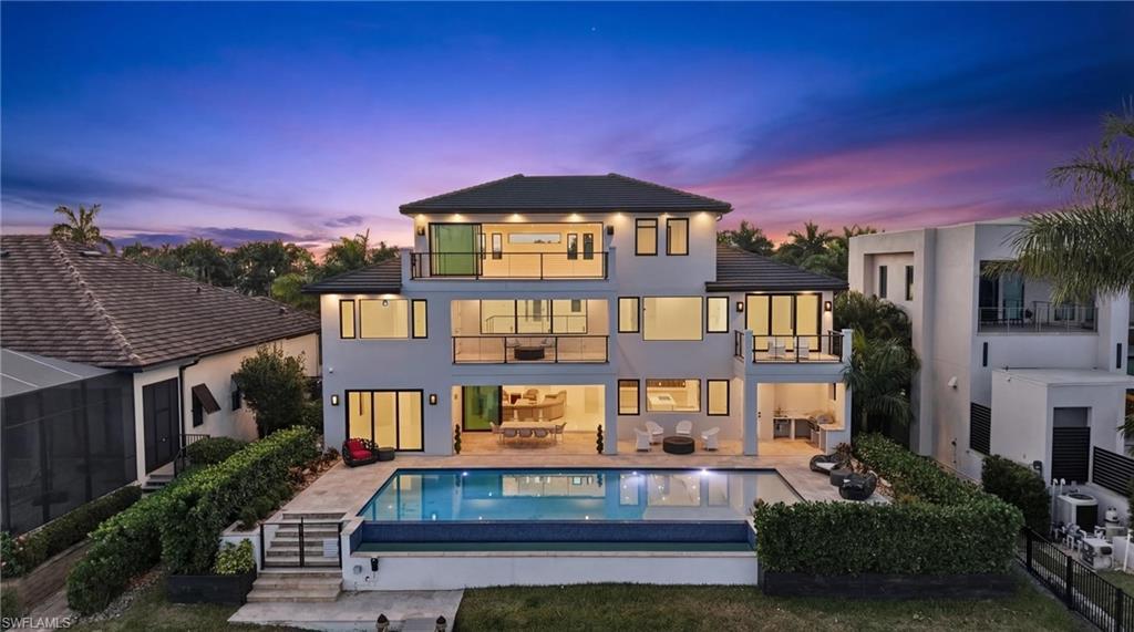 Image 2: Back of Property