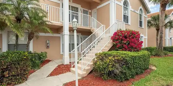 3940 Leeward Passage CT