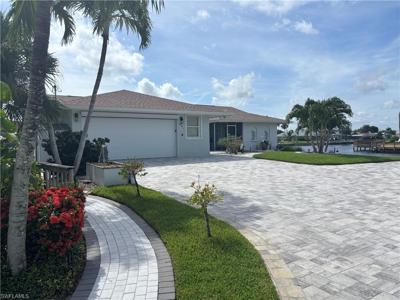1951 SE 32nd ST