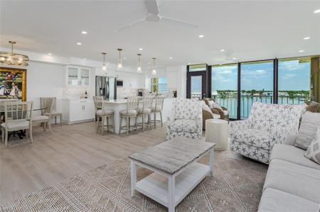 3450 Gulf Shore BLVD N