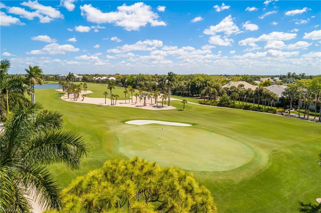 Image 4: Bay Island #14 green complex