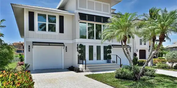 219 Bayfront DR