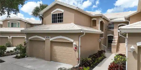 24736 Lakemont Cove LN