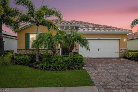 2899 Sunset Pointe CIR