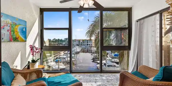 801 River Point DR