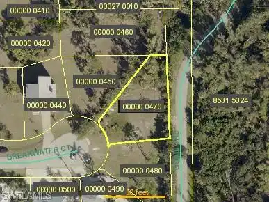 Image 2: 7758 Breakwater. Contiguous lot
