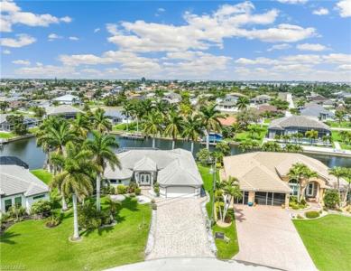 1735 SW 43rd TER