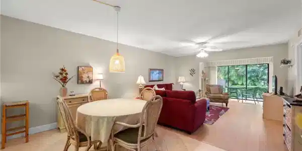 5487 Peppertree DR