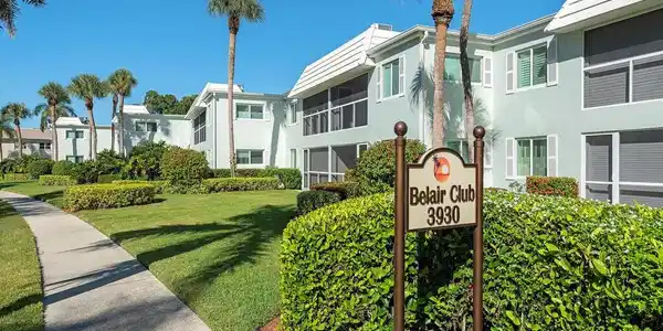 3930 Belair LN