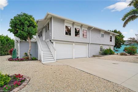3630 Outrigger LN
