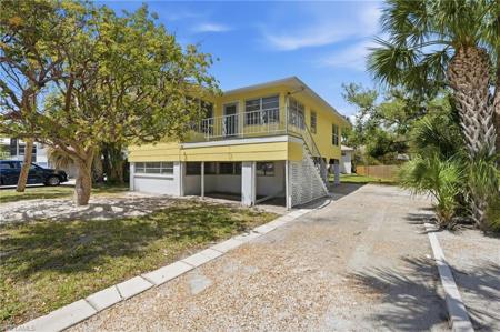 123 Andre Mar DR