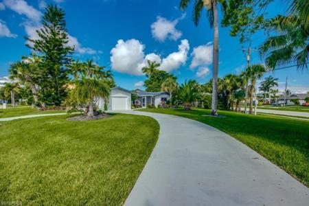 1236 El Dorado PKWY E