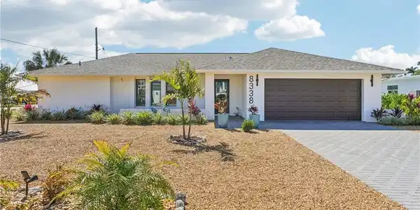 8338 Lagoon RD