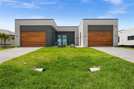 6 NW 32nd PL