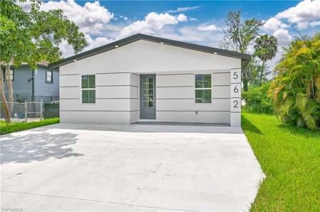 2219 Carver AVE