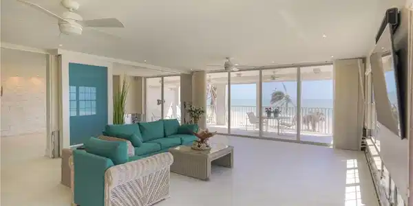 3145 W Gulf