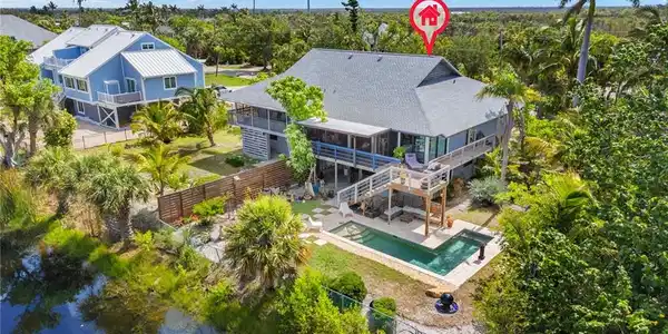 771 Rabbit RD