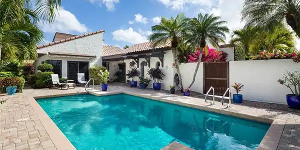 565 Tierra Mar LN