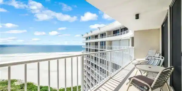 260 Seaview CT