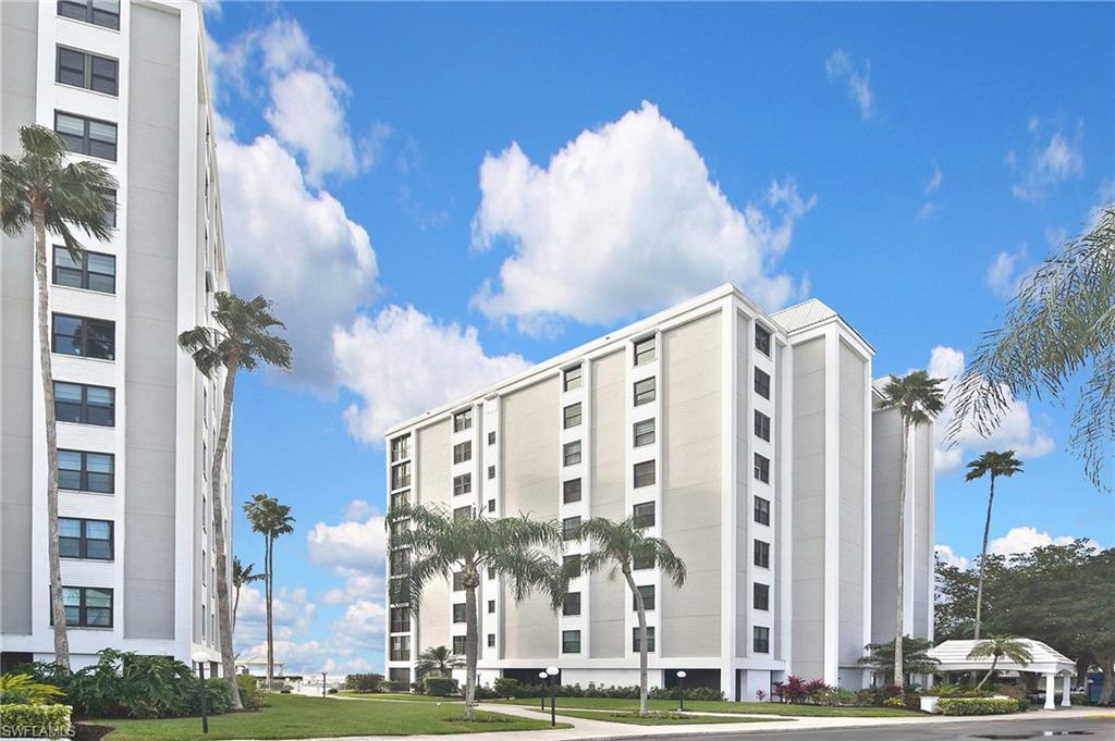 Image 2: View of apartment building / complex