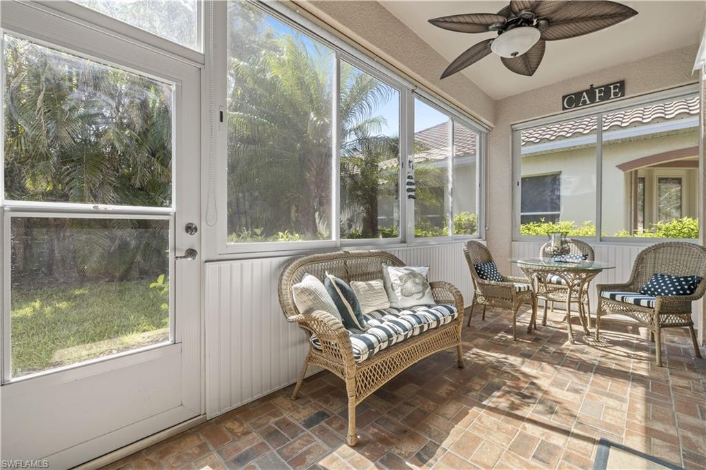 Image 4: Sunroom / solarium with ceiling fan