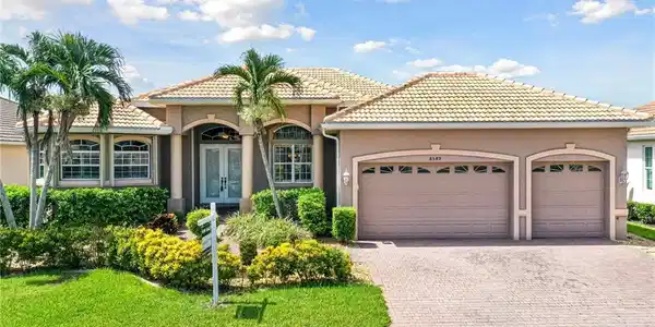 8589 Southwind Bay CIR