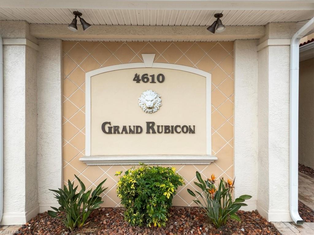 Image 3: View of community / neighborhood sign