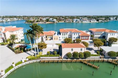 4000 Gulf Shore BLVD N