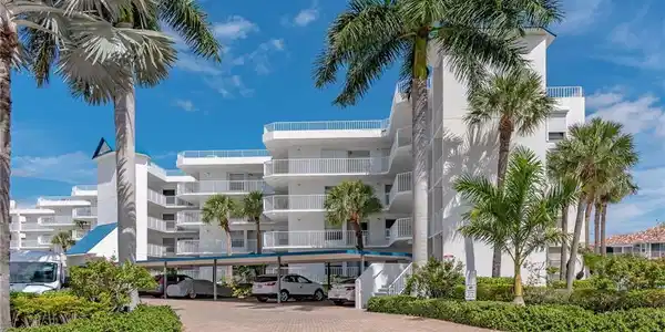 Image 2: View of apartment building / complex