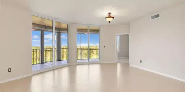 Image 2: Living Room